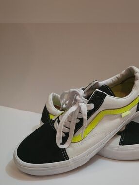 Vans Skate Old Skool Neon - True White/Yellow Black PopCush Mens Size 11